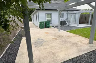 3234 Berry St, Houston, TX 77004 - Photo 35