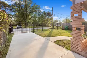 3234 Berry St, Houston, TX 77004 - Photo 33