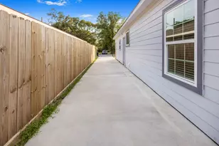 3234 Berry St, Houston, TX 77004 - Photo 31