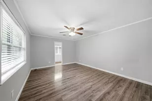 7019 Oak Bough Dr, Houston, TX 77088 - Photo 5