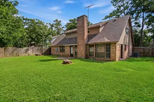 7019 Oak Bough Dr, Houston, TX 77088 - Photo 11