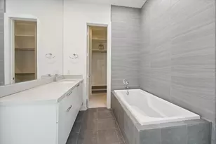 1151 W 18th St, Houston, TX 77008 - Photo 11