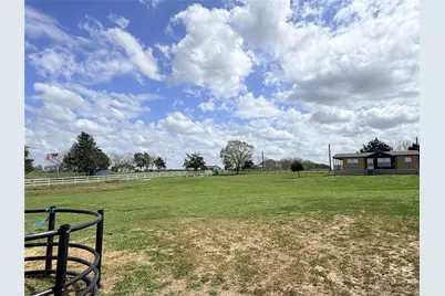 13700 Burnett Road, Beasley, TX 77417 - Photo 33