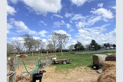 13700 Burnett Road, Beasley, TX 77417 - Photo 27