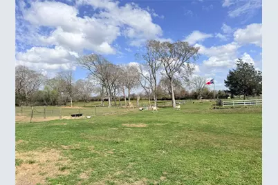 13700 Burnett Road, Beasley, TX 77417 - Photo 37