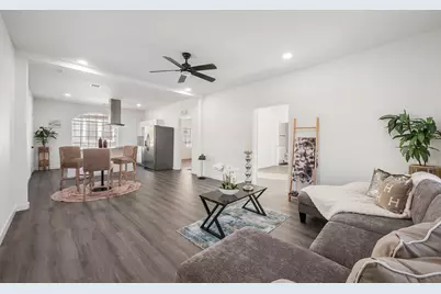 906 E Washington Avenue, Navasota, TX 77868 - Photo 7