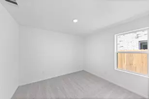 9326 Speckled Trout Dr, Baytown, TX 77521 - Photo 13