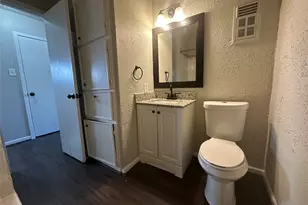 3811 Cornell St, Houston, TX 77022 - Photo 9