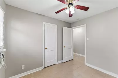 4814 Burma Road, Houston, TX 77033 - Photo 9