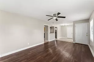 4814 Burma Rd, Houston, TX 77033 - Photo 3