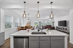 2835 Bisbee Rd, League City, TX 77573 - Photo 9