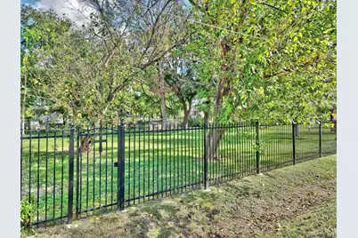 4108 Falls Street, Houston, TX 77026 - Photo 7