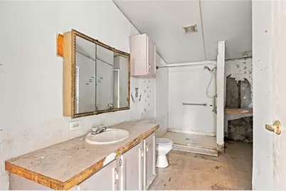 102 Avenue F, Alvin, TX 77511 - Photo 13