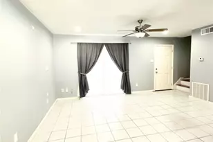 8332 La Roche Ln, Houston, TX 77036 - Photo 3