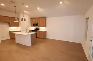 574 Bluebell Maiden Ct, Magnolia, TX 77354 - Photo 3