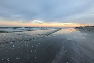 16716 Fletcher Christian Rd, Jamaica Beach, TX 77554 - Photo 23
