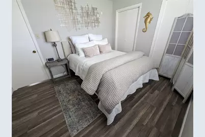 16716 Fletcher Christian Road, Jamaica Beach, TX 77554 - Photo 15