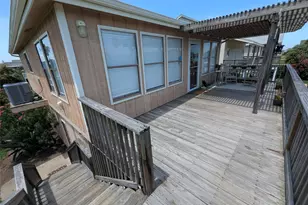 16716 Fletcher Christian Rd, Jamaica Beach, TX 77554 - Photo 5