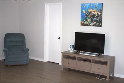 4214 Liberty Drive, Galveston, TX 77554 - Photo 5