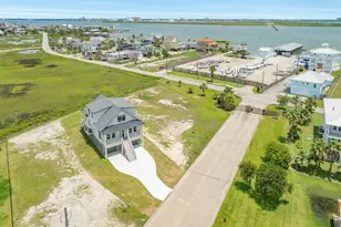 714 Vista Bella, Galveston, TX 77554 - Photo 7