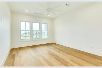 714 Vista Bella, Galveston, TX 77554 - Photo 25