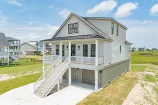714 Vista Bella, Galveston, TX 77554 - Photo 5