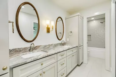 714 Vista Bella, Galveston, TX 77554 - Photo 37