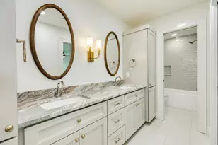 714 Vista Bella, Galveston, TX 77554 - Photo 37