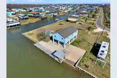 982 County Road 204, Sargent, TX 77414 - Photo 1