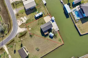 982 County Road 204, Sargent, TX 77414 - Photo 27