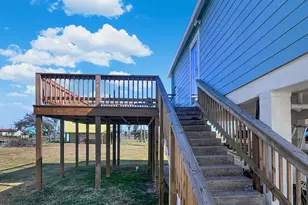 982 County Road 204, Sargent, TX 77414 - Photo 5