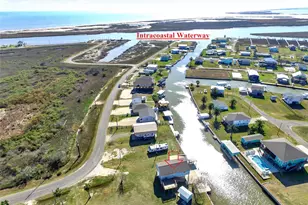 982 County Road 204, Sargent, TX 77414 - Photo 3