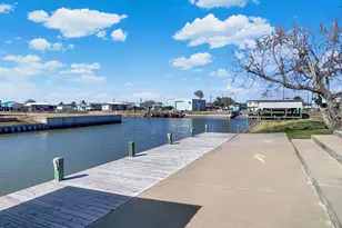 982 County Road 204, Sargent, TX 77414 - Photo 23