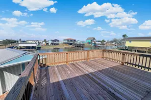 982 County Road 204, Sargent, TX 77414 - Photo 17