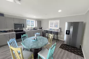 982 County Road 204, Sargent, TX 77414 - Photo 9