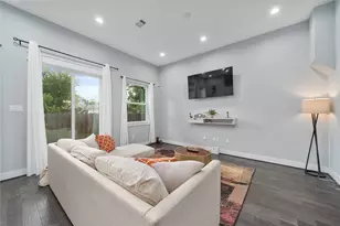 5116 Del Sur St, Houston, TX 77018 - Photo 11