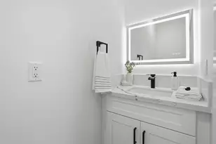 116 S 3rd St, La Porte, TX 77571 - Photo 5