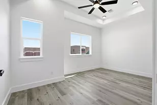 116 S 3rd St, La Porte, TX 77571 - Photo 11