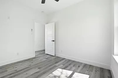 116 S 3rd Street, La Porte, TX 77571 - Photo 17