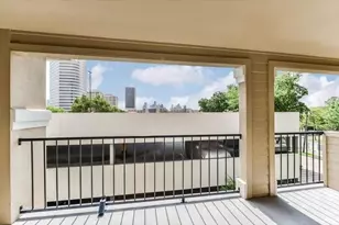 3231 Allen Pkwy, Houston, TX 77019 - Photo 11