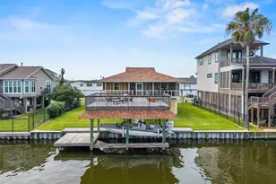 550 Pompano St, Bayou Vista, TX 77563 - Photo 3