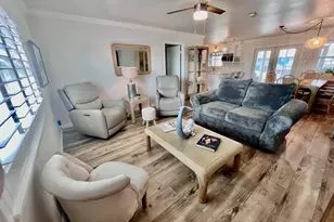 550 Pompano St, Bayou Vista, TX 77563 - Photo 13