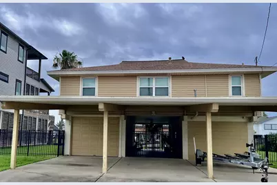 550 Pompano Street, Bayou Vista, TX 77563 - Photo 1