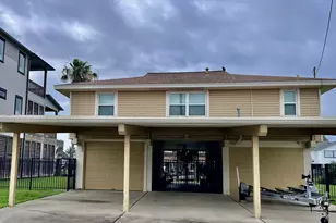 550 Pompano St, Bayou Vista, TX 77563 - Photo 1