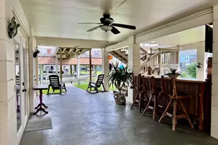 550 Pompano St, Bayou Vista, TX 77563 - Photo 33