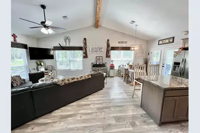 22740 Brazos Circle, Damon, TX 77430 - Photo 9