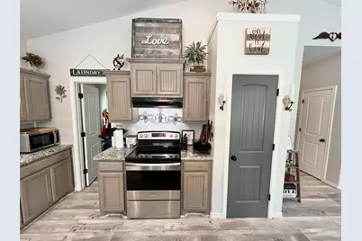 22740 Brazos Circle, Damon, TX 77430 - Photo 13