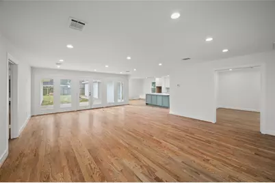 7727 Fairdale Lane, Houston, TX 77063 - Photo 3