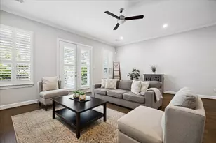 2430 Sheridan St, Houston, TX 77030 - Photo 5