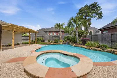 4415 Towering Oak Court, Houston, TX 77059 - Photo 31